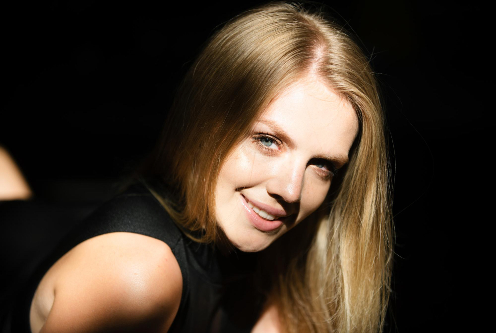 When Does Swelling Go Down After Rhinoplasty? 1 When Does Swelling Subside After Rhinoplasty?